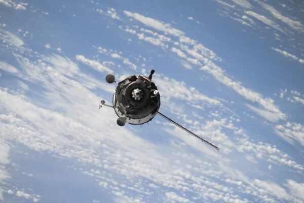 James Webb Space Telescope Discoveries Challenge Theories About Asteroid Psyche’s Origin